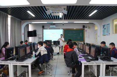 校企合作新篇章 長寧小學(xué)攜手愛立信開設(shè)編程課程，共育數(shù)字時(shí)代未來人才